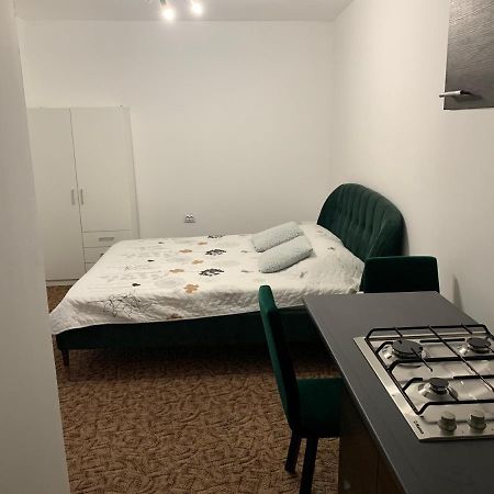 Luxury Accommodation Republicii Брашов Экстерьер фото