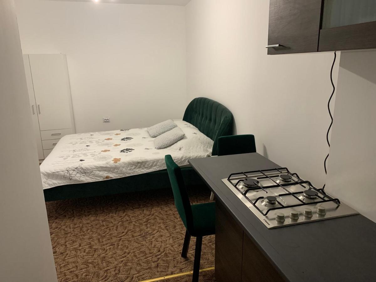 Luxury Accommodation Republicii Брашов Экстерьер фото