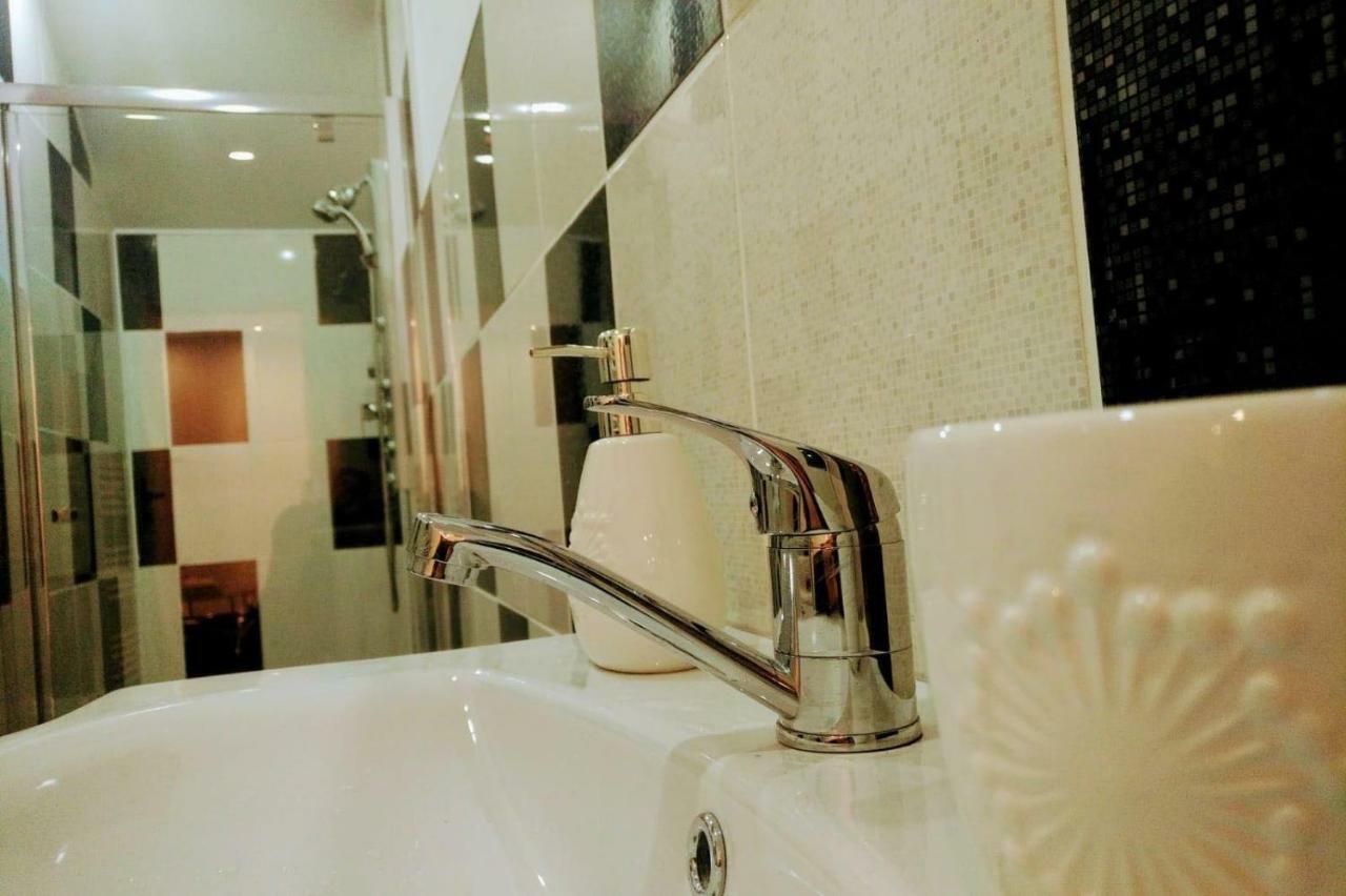 Luxury Accommodation Republicii Брашов Экстерьер фото